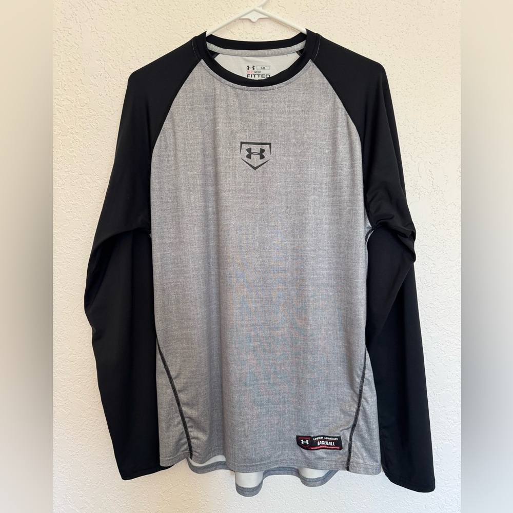 Under Armour Baseball Heatgear Fitted Performance Activewear Sz Large Gray Black